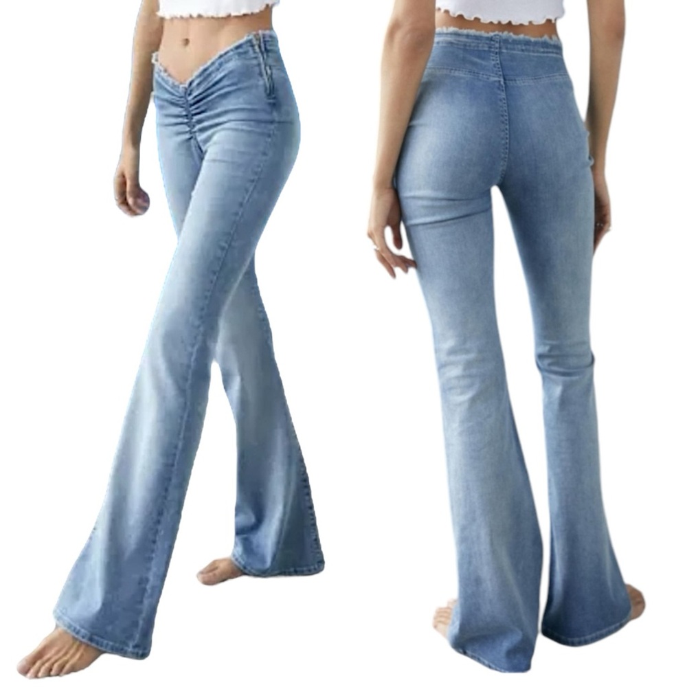 BDG Urban Outfitters Ruched Dipped V Flare Jeans. Size 24